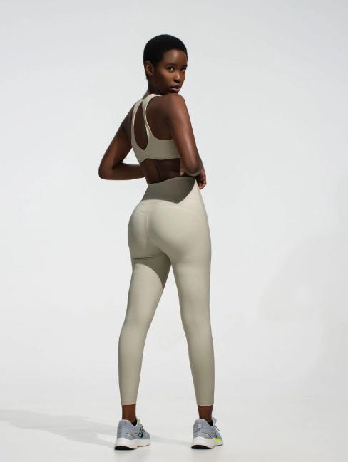 womens athletic wear companies 4